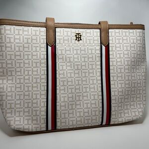 tommy hilfiger bag new Signature Monogram Tote